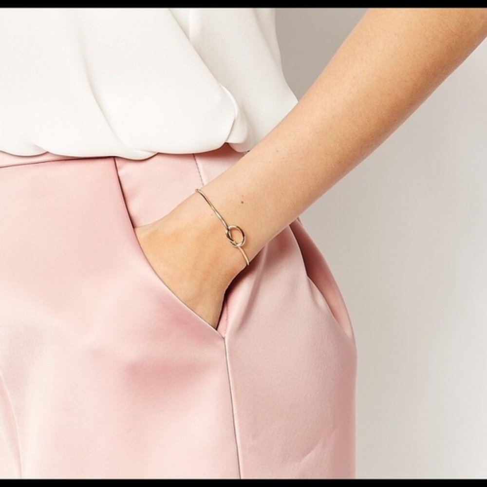 Dainty Knot Bracelet - Picture 3 of 4